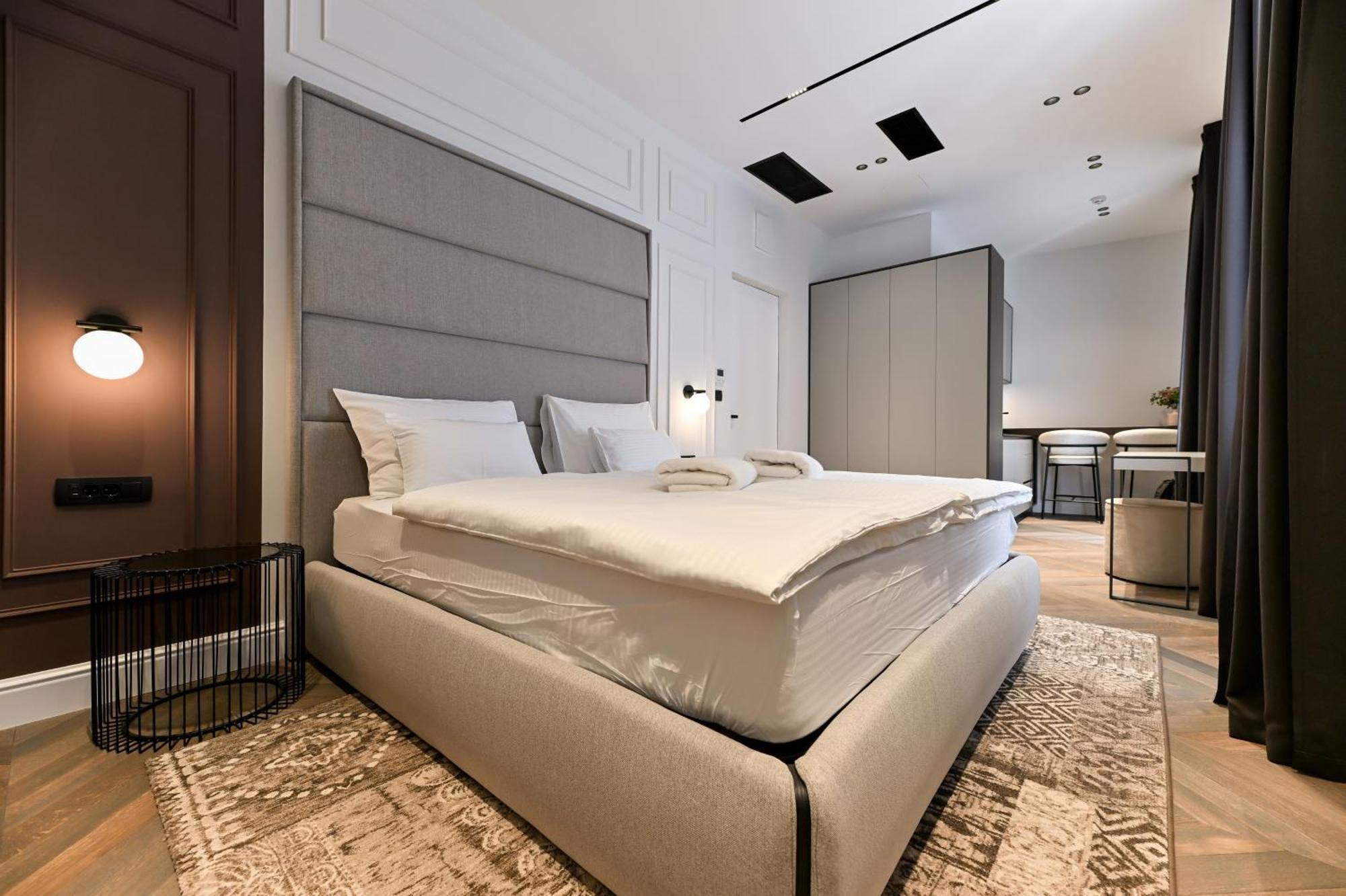 Three Pearls Deluxe Rooms & Studios Zára Kültér fotó