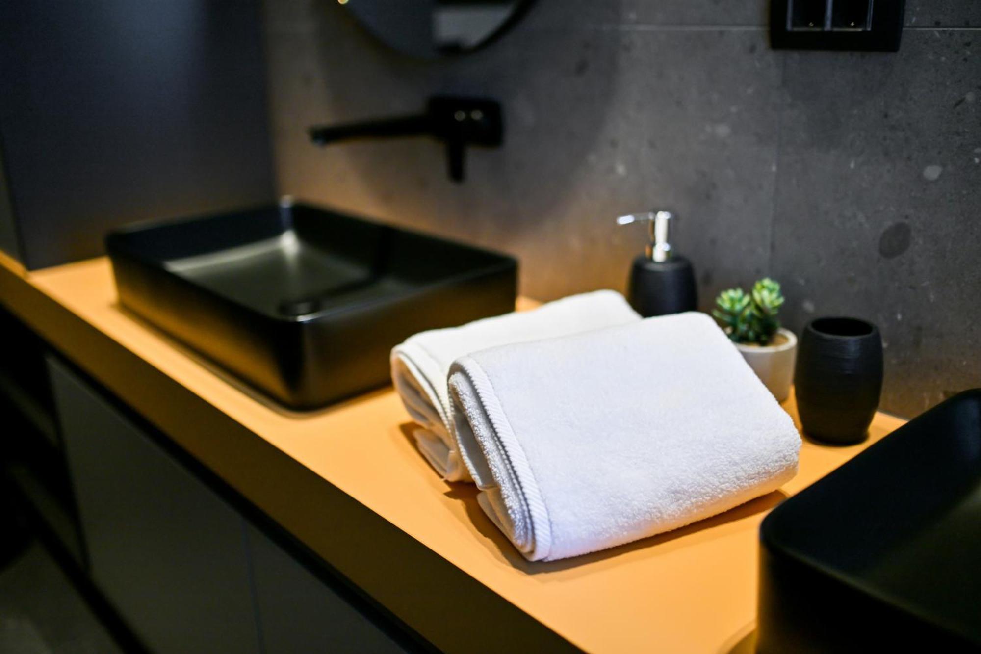 Three Pearls Deluxe Rooms & Studios Zára Kültér fotó