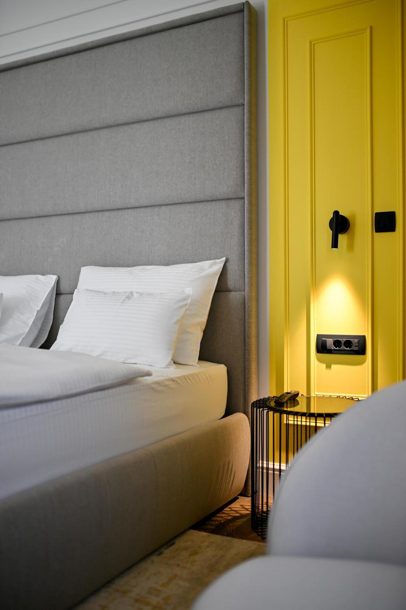 Three Pearls Deluxe Rooms & Studios Zára Kültér fotó