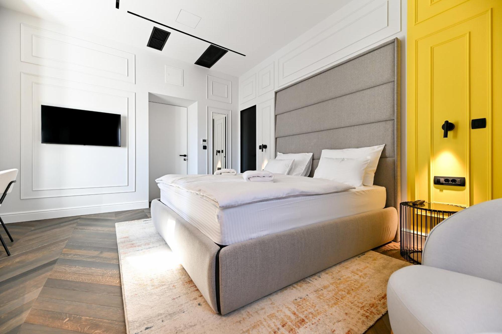 Three Pearls Deluxe Rooms & Studios Zára Kültér fotó