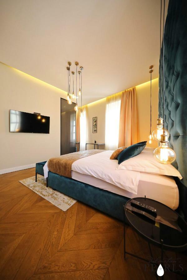 Three Pearls Deluxe Rooms & Studios Zára Kültér fotó